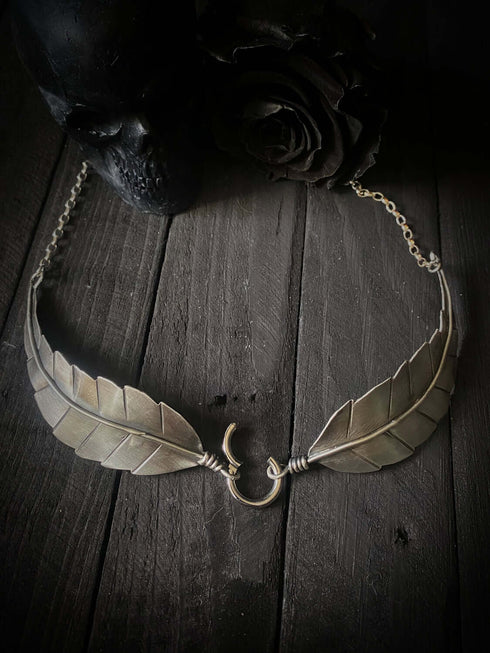 Detachable Leaf Choker